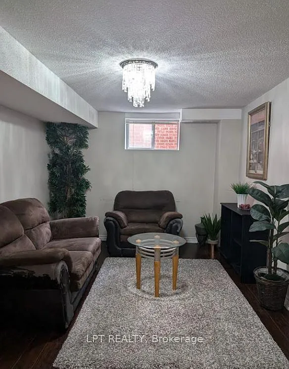 2 bed, $2,000 — Photo 1