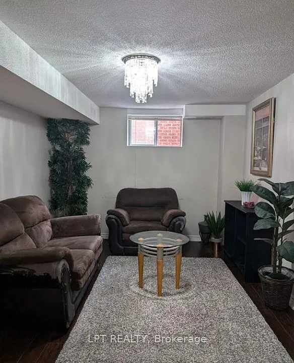 226 Saint Joan Of Arc Ave #BASEMENT