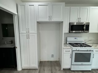 10356 Oro Vista Ave #1/2, Sunland, CA 91040