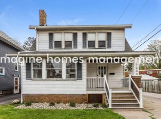 17840 Cannon Ave, Lakewood, OH 44107