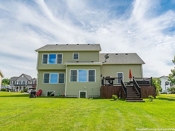 3rd image of 5242 Whitecliff Dr