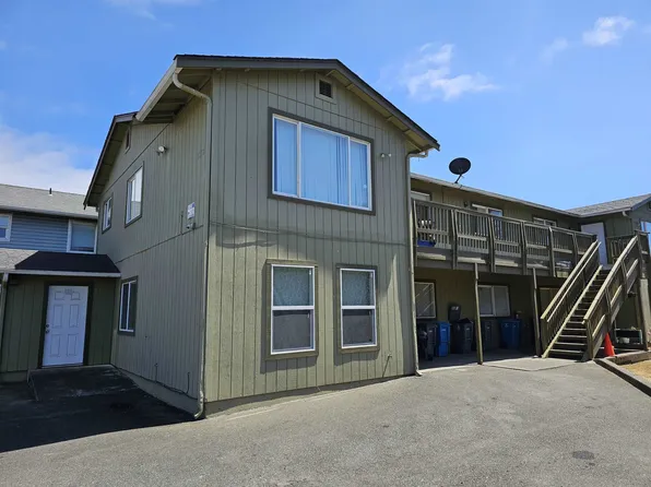 1017 Pacific Avenue, Crescent City, CA 95531