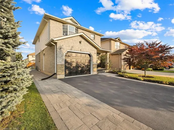 11 Willowridge Way, Hamilton, ON L8J 3Y8