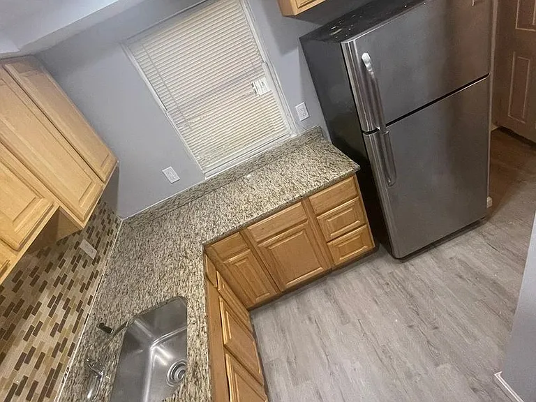 2651 Frederick Ave — Photo 6