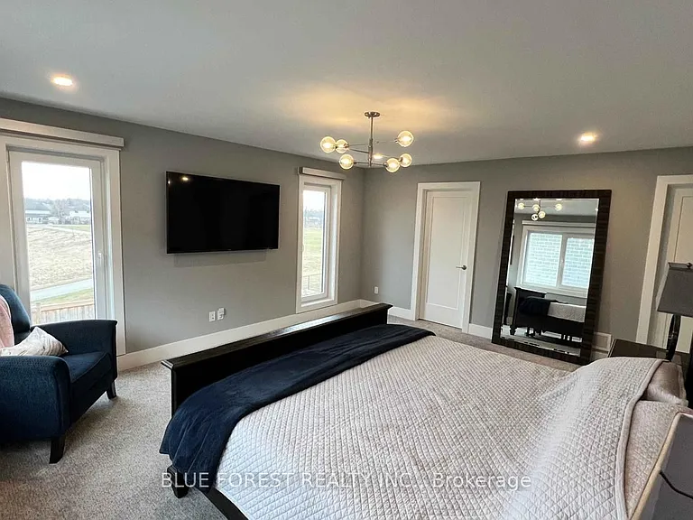 2273 Bakervilla St — Photo 16