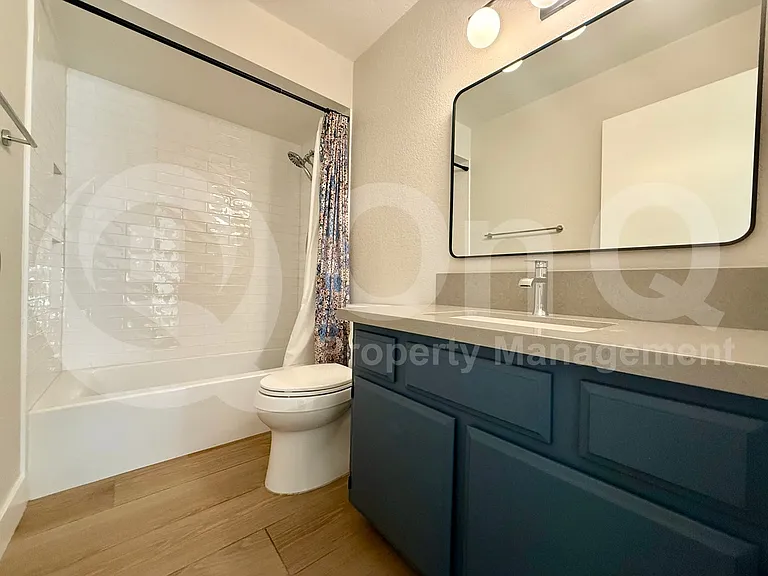 4322 N 28th Way — Photo 14