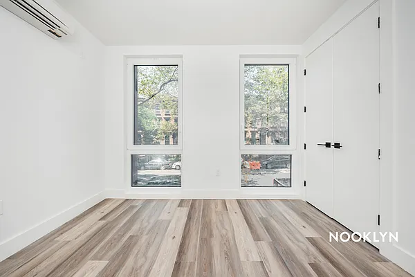 Rented by Nooklyn NYC LLC | media 11