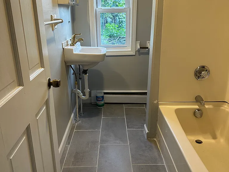 44 Bushnell Ave #1 — Photo 4