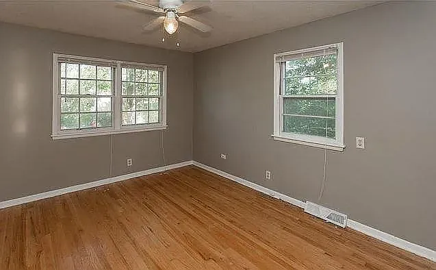 2 bed, 860 sqft, $1,250 — Photo 3