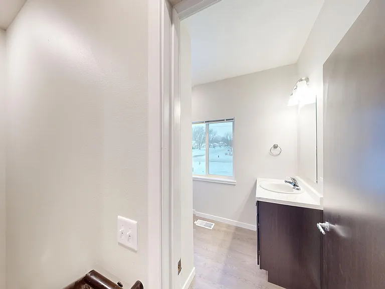 Pioneer Apartments & Townhomes — Photo 40