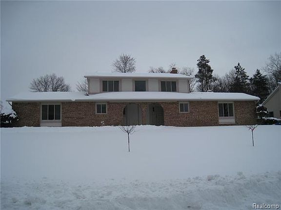 2nd image of 6375 Odessa Dr
