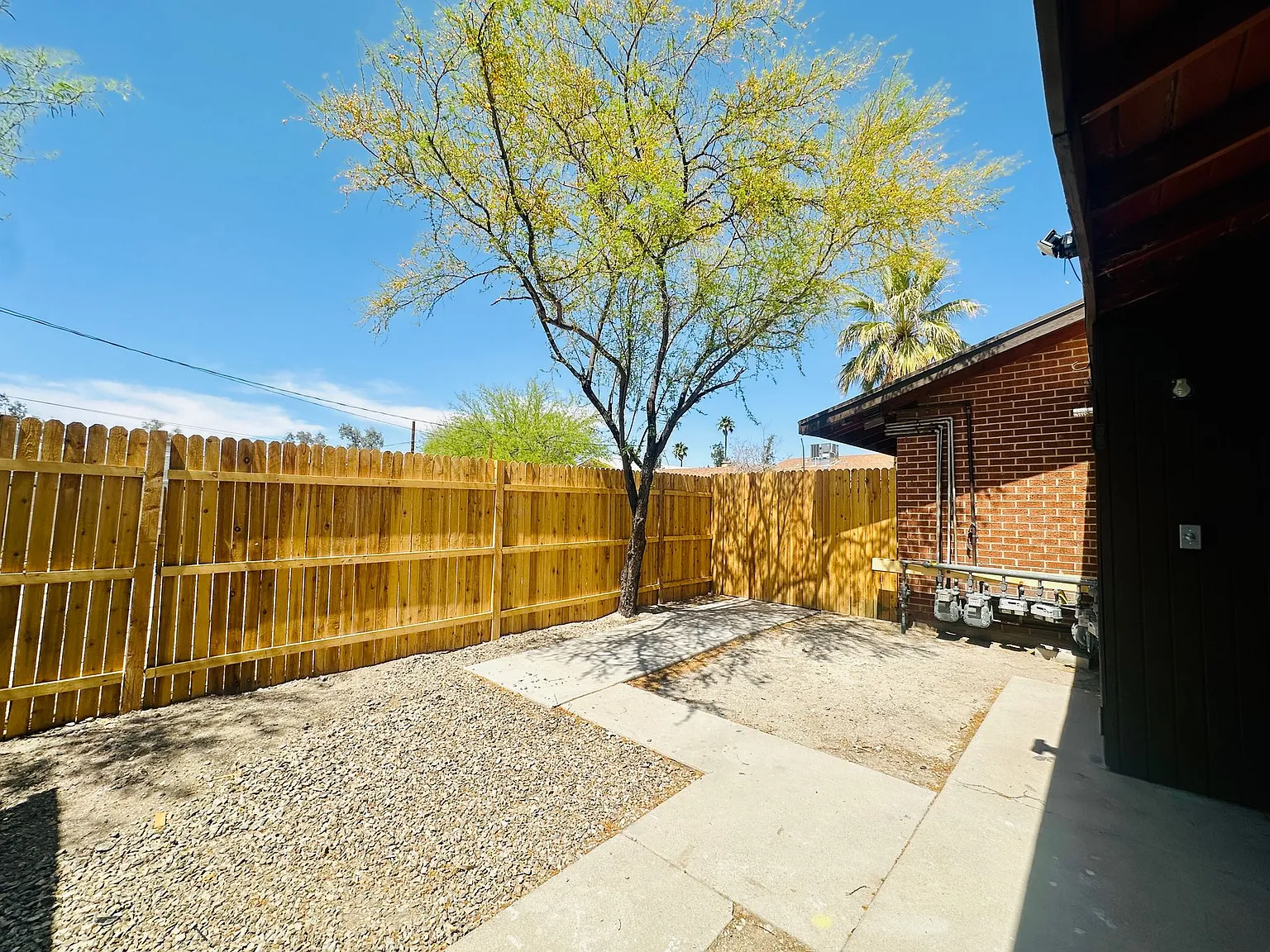Studios and 1 Bedrooms in Central Location Tucson! — Photo 1