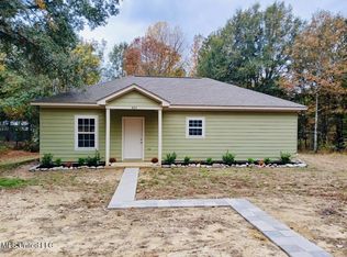 431 Ridge Rd, Sarah, MS 38665