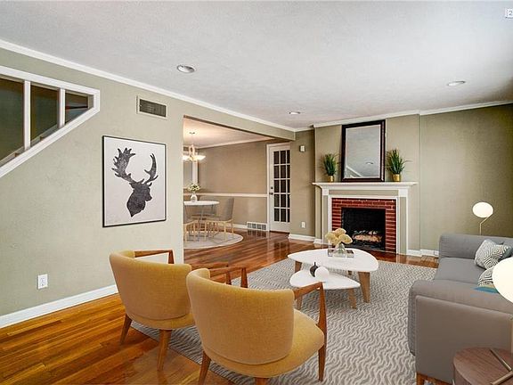 The Living and Dining area have been Virtually staged to allow the buyer to see how easy it is to arrange.