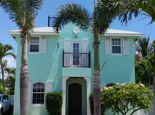 27 Douglas Dr, Ocean Ridge, FL 33435