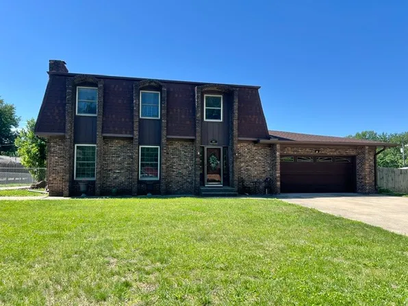 107 Hilltop St, Colona, IL 61241