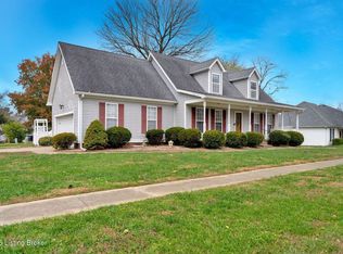 10514 Grecian Rd, Louisville, KY