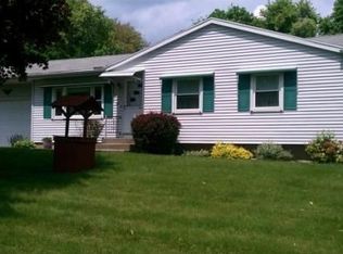 59 Lynch Dr, Holyoke, MA 01040