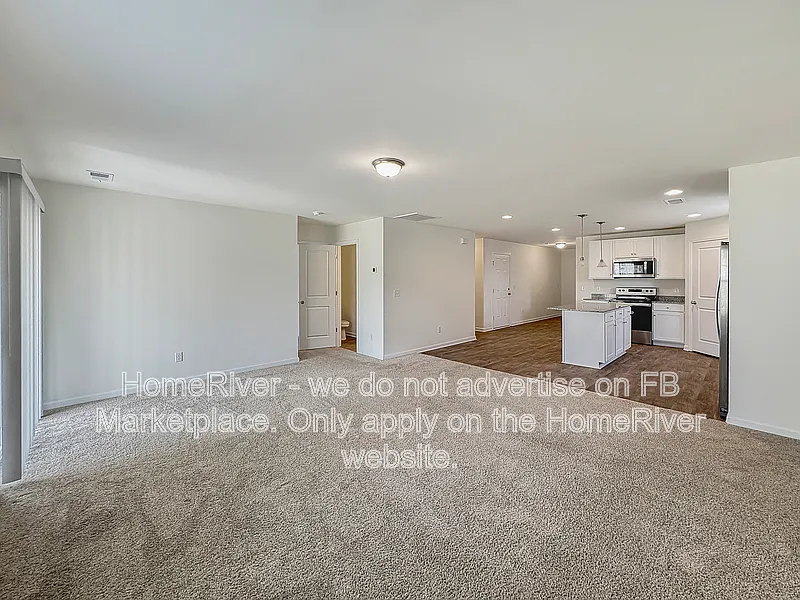 4 bed, 2.5 bath, 2190 sqft, $2,145 — Photo 2