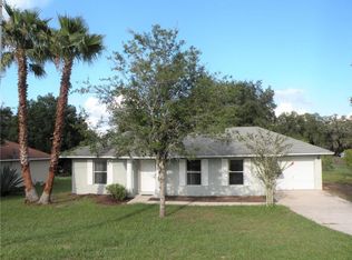 39 Elizabeth Ave, Mascotte, FL 34753
