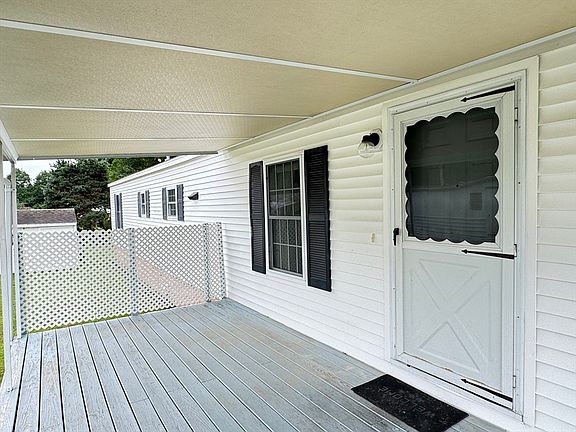 5th image of 160 Washington St #57