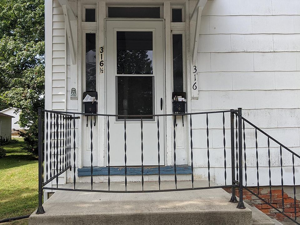 1st image of 316 1/2 Phillips St