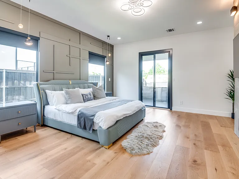10923 Marsh Ln — Photo 24