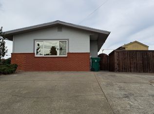 2576 Downer St #2, Pinole, CA 94564