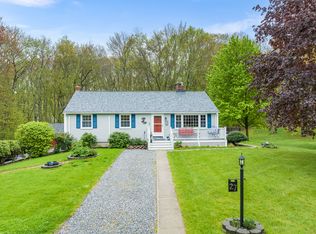 27 Pond Circle Rd, Westbrook, CT 06498
