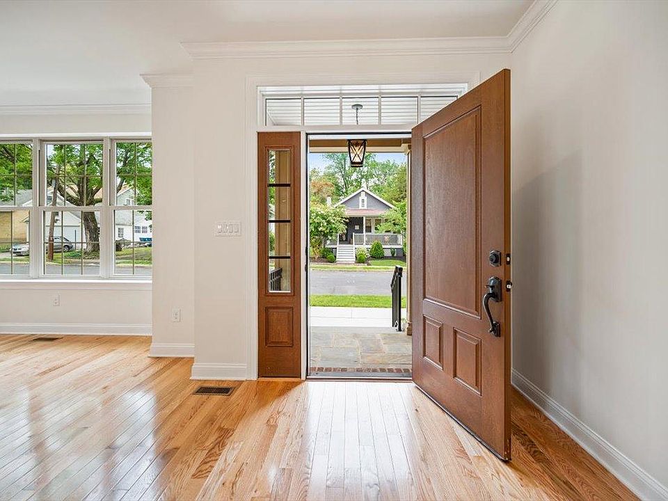 268 W Ashland St, Doylestown, PA 18901 Zillow