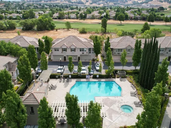 902 Esplanade Cir, Folsom, CA 95630