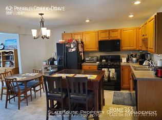 62 Pebble Creek Dr, Lititz, PA 17543