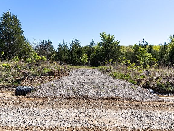 5th image of 4 E 1180th Rd