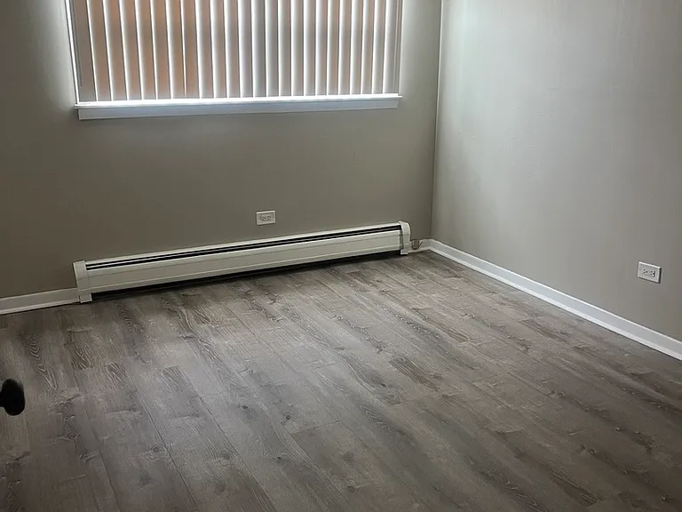8112 W Marion St #2W — Photo 6