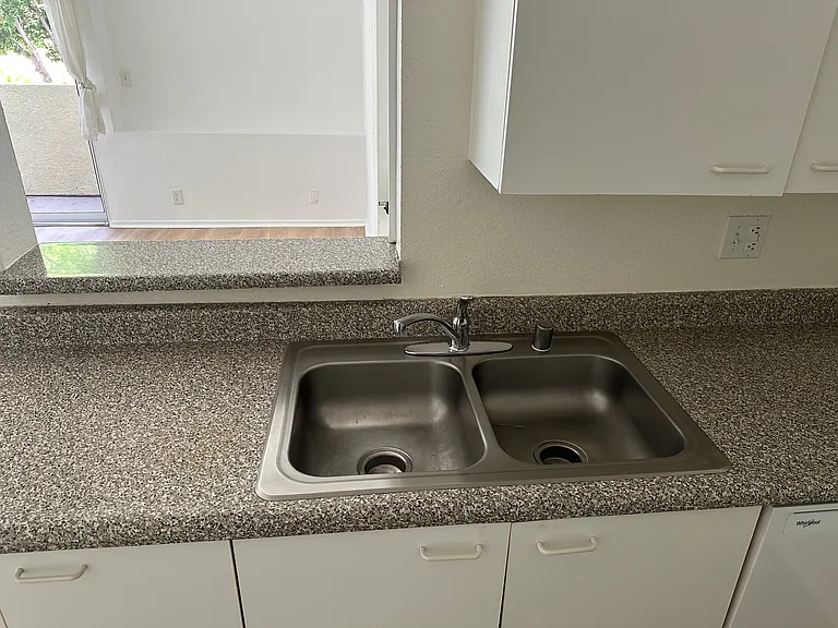 1245 N Cherokee Ave #12 — Photo 9