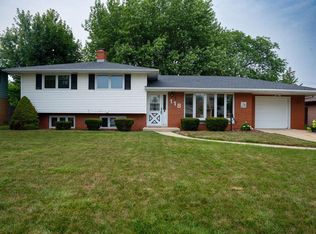 118 Steeplechase Dr, Racine, WI 53402