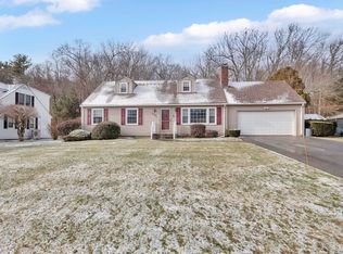 381 Forest Hills Rd, Springfield, MA 01128