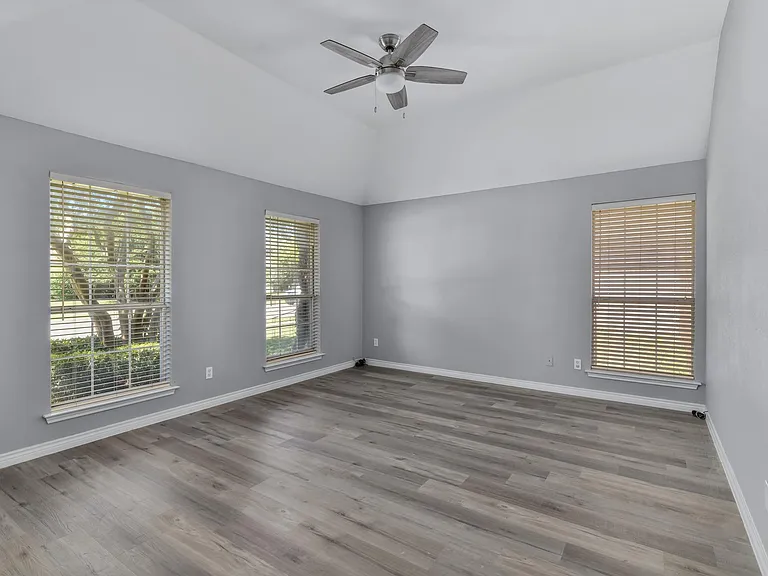 630 Lakewood Dr — Photo 17