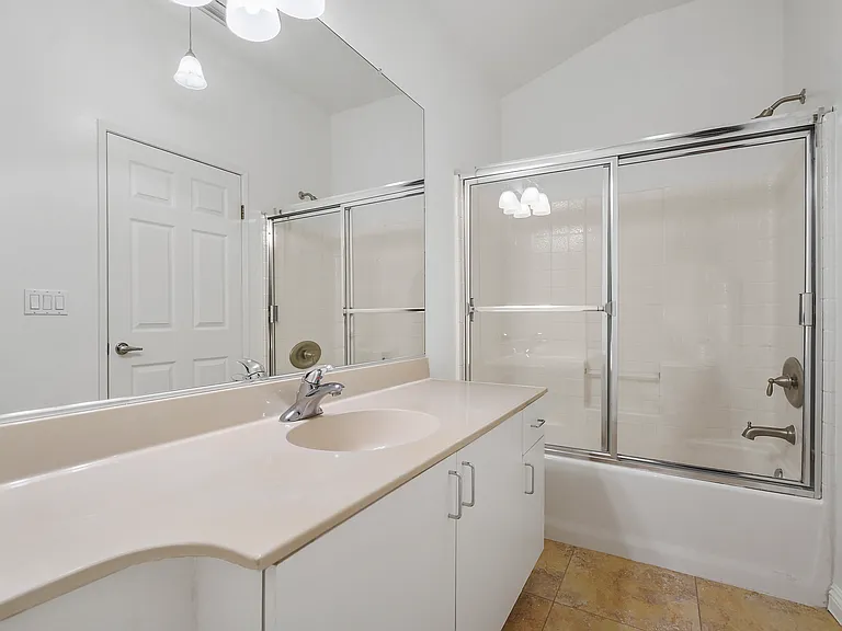 W Mountain St — Photo 16