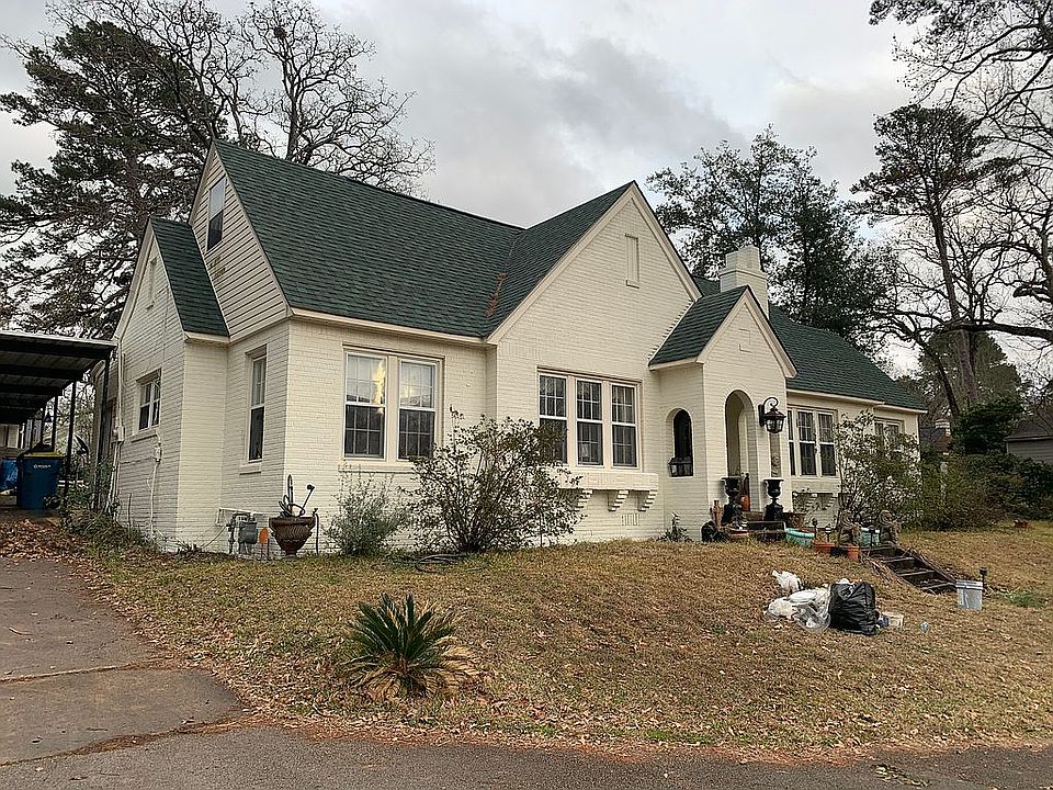 2nd image of 310 Thompson St