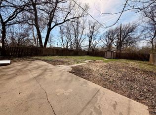 6002 Farley Ave, Raytown, MO 64133