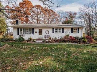 32 Johns Blvd, Poughkeepsie, NY 12603