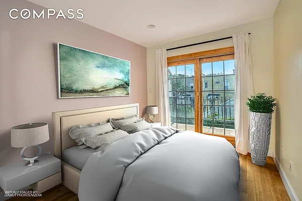 Sold by Compass | media 7
