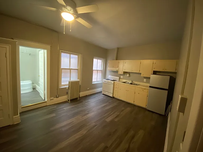 106 S Cedar St — Photo 17