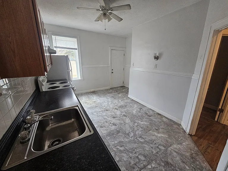 5034 Louisiana Ave — Photo 9