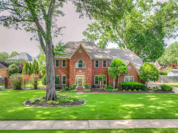 9644 Doe Meadow Dr, Germantown, TN 38139