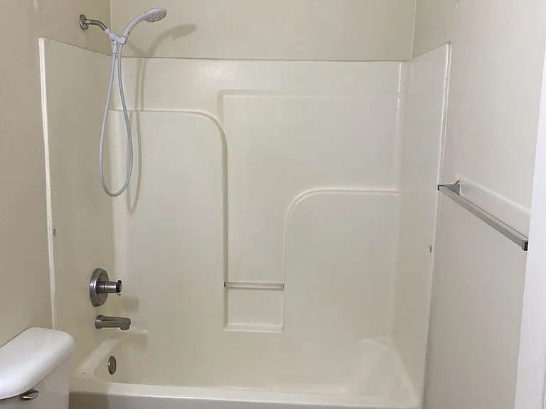 312-16 E 1st St — Photo 11