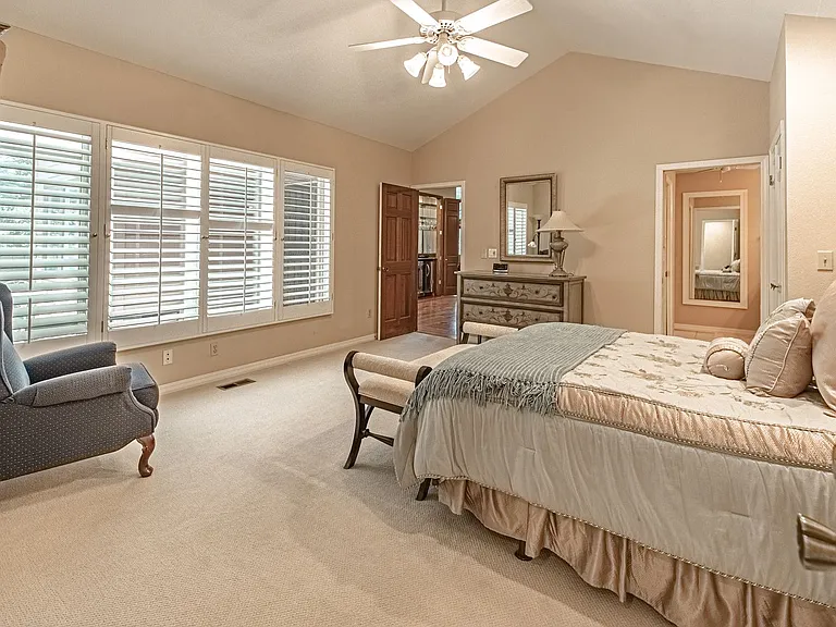 3570 Camels Ridge Ln — Photo 33