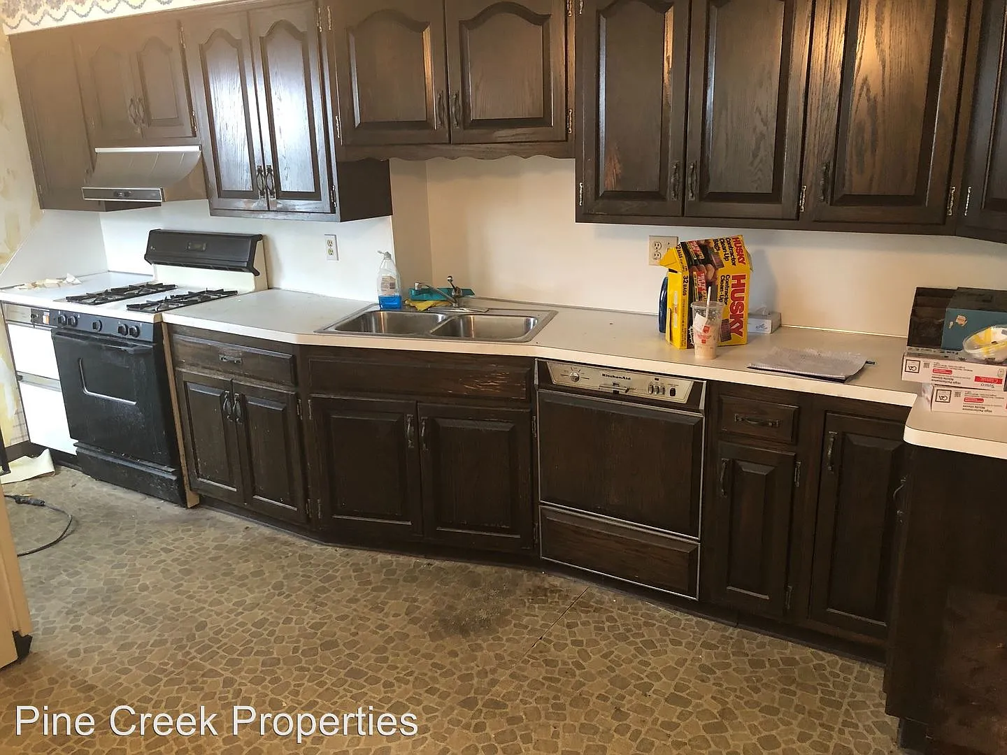 5732 South Blvd photo 1
