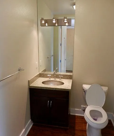 575 Elm Ave #6 — Photo 4